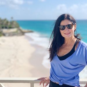 Meet your Posher, Angela